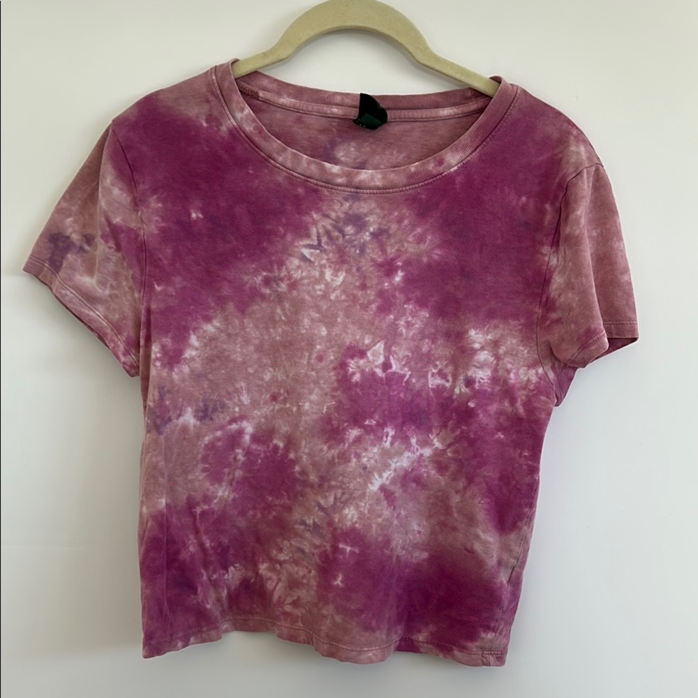 Tie-Dye Pink and Purple Women's Cropped Tee